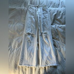 Zara women’s Distressed White Wide-Leg Jeans size 4